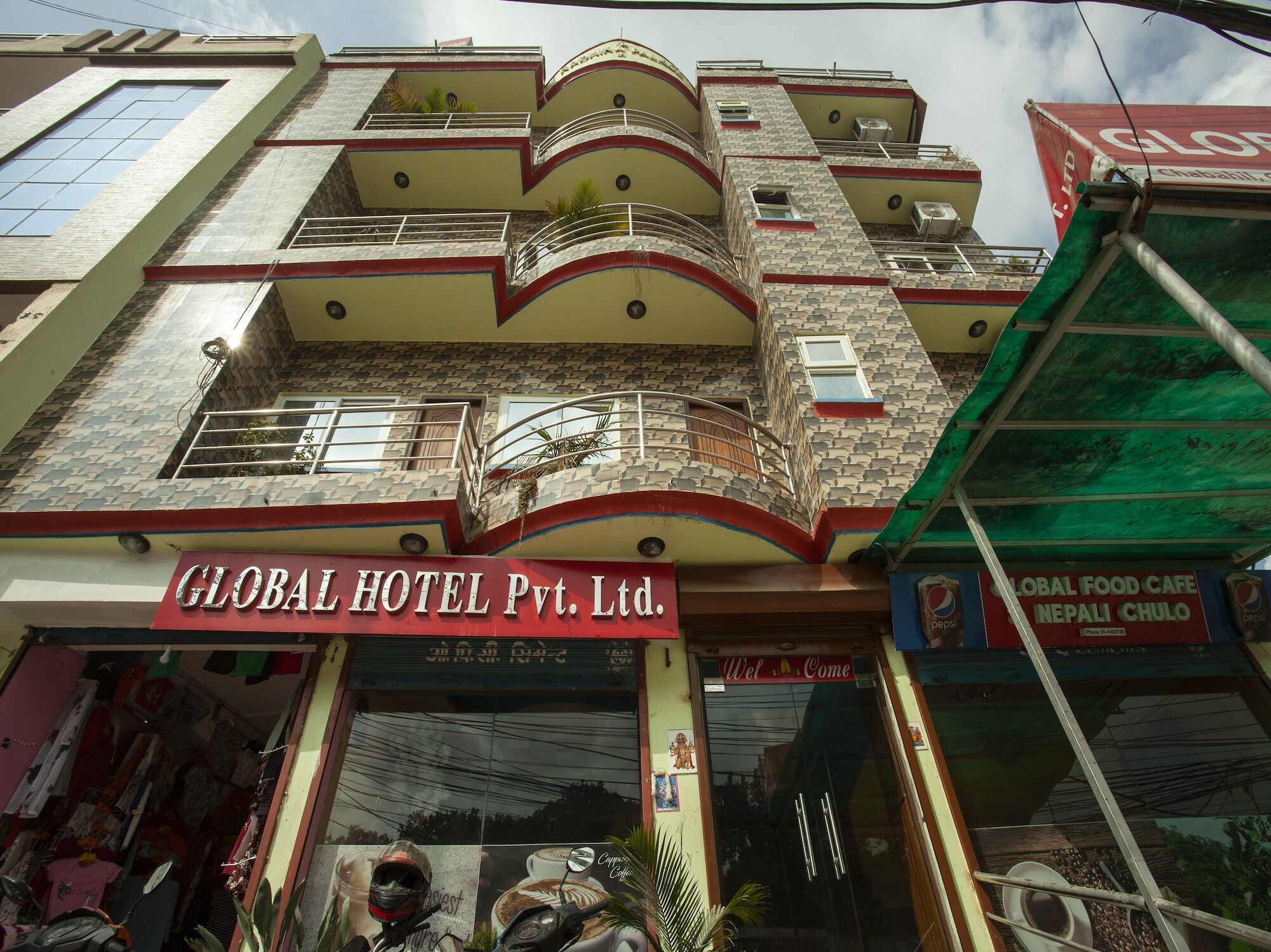 Oyo 195 Global Hotel And Resort Kathmandu Exterior photo